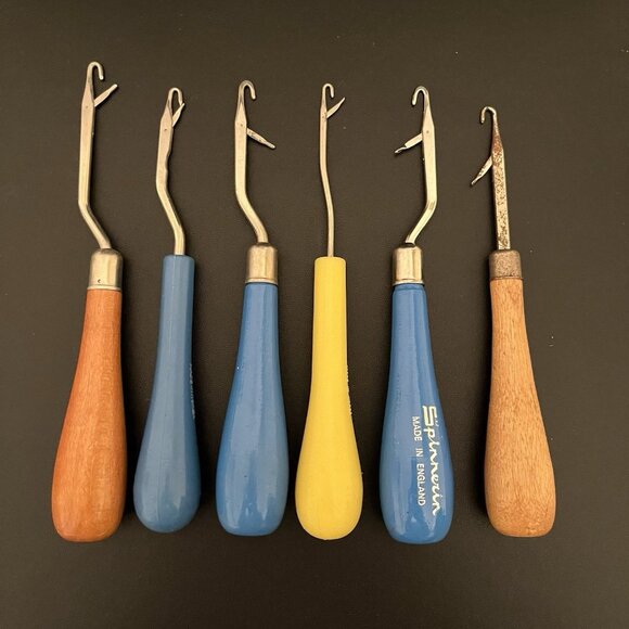 Other - 6 Latch Hook Tools Spinnerin Fox Yarn England Korea USA Rug Yarn Latch Hooking